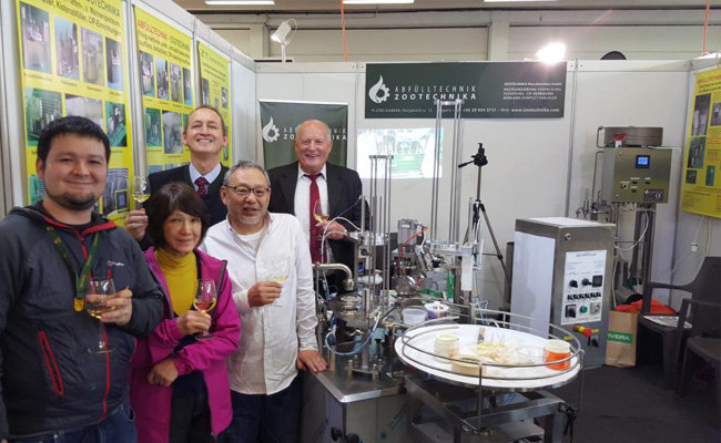 Abfülltechnik Zootechnika töltőgépek, csomagológépek és tejpasztőrök 20 éves jubileuma az osztrák piacon.